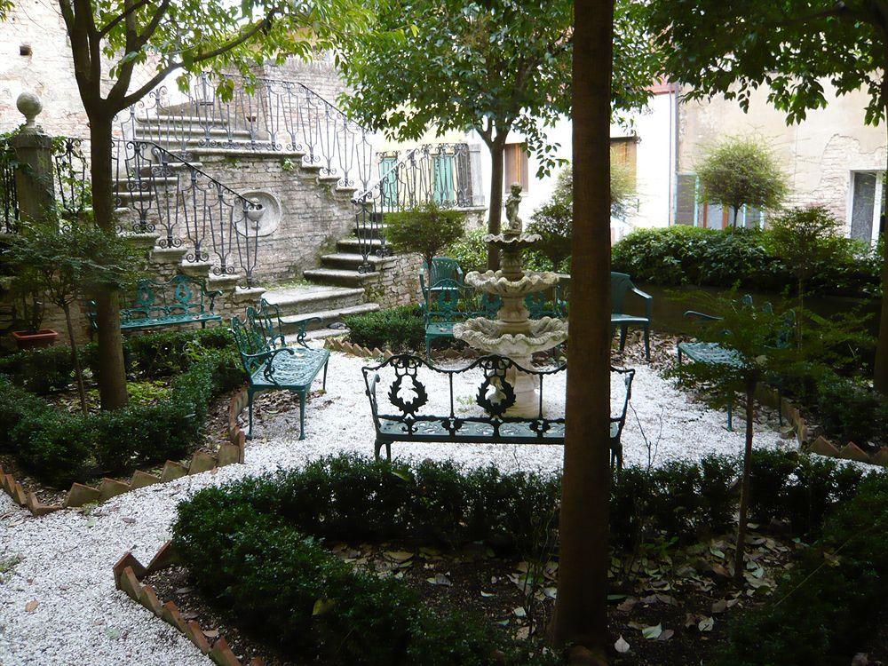 Bnb Residenza D Epoca Il Casato Sienne Extérieur photo