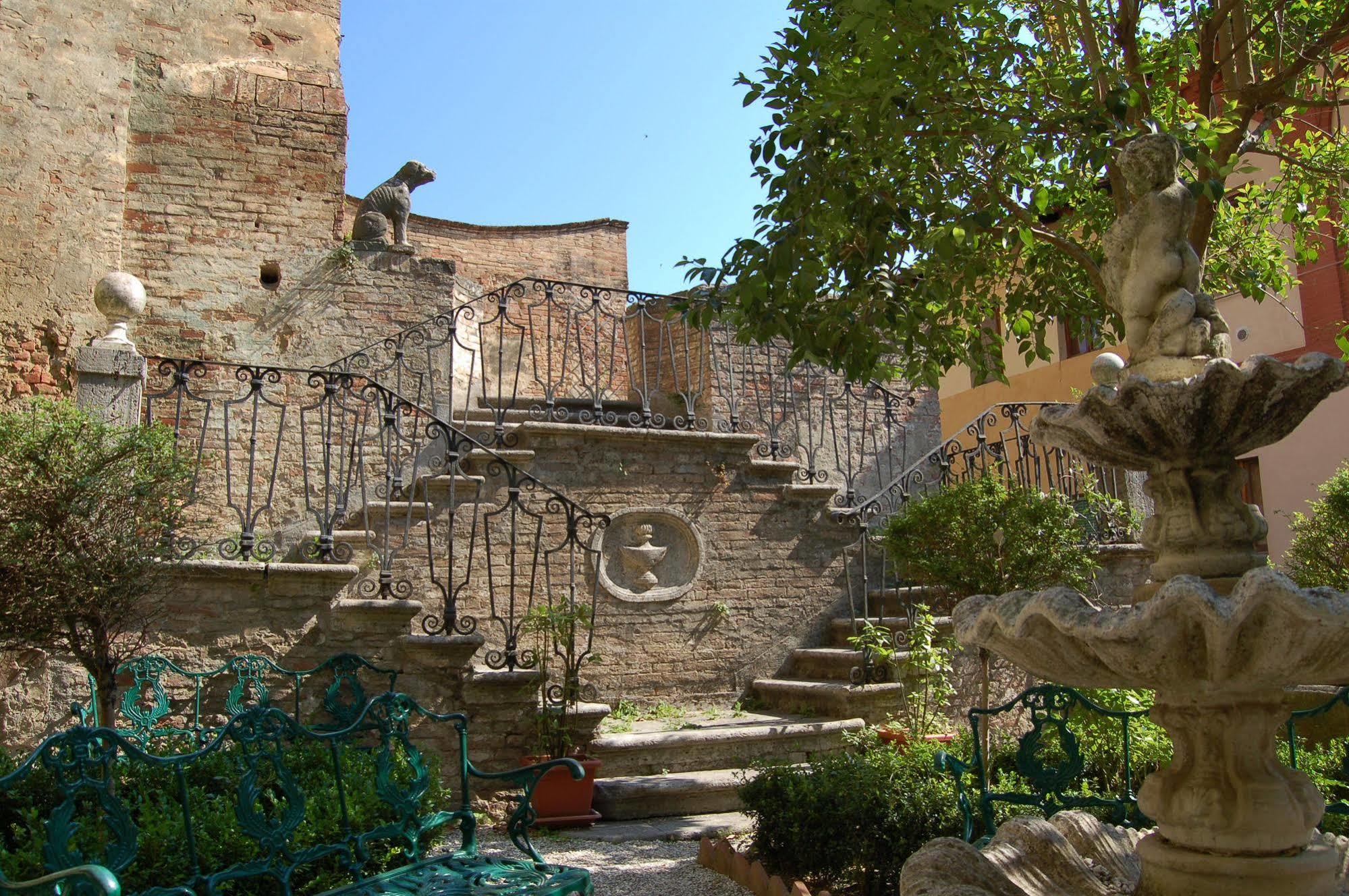 Bnb Residenza D Epoca Il Casato Sienne Extérieur photo
